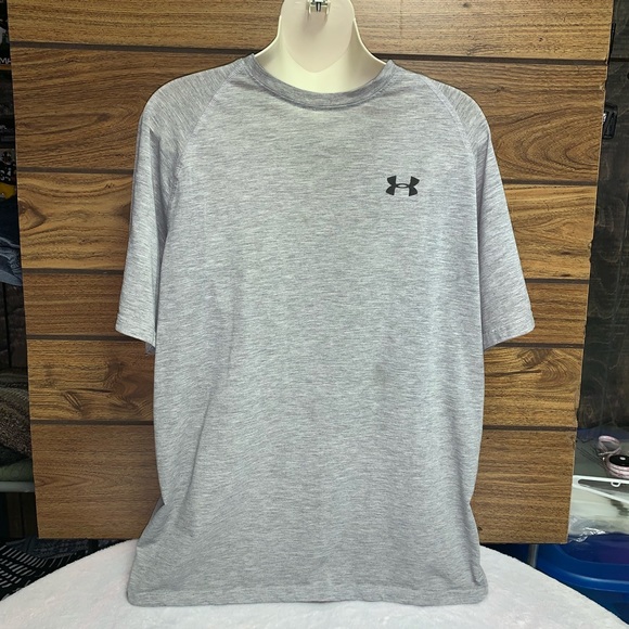 Under Armour Other - Men’s Under Armour gray heat gear size medium